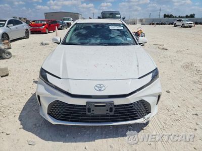 Piąte zdjęcie samochodu w środku: 2025 TOYOTA CAMRY LE VIN:4T1DAACKXSU082165 - miniatura