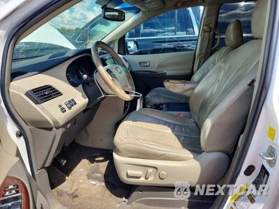 Zdjęcie 7 z 13 samochodu: 2011 TOYOTA SIENNA XLE 8-PASSENGER VIN:5TDYK3DC9BS096391 - miniatura