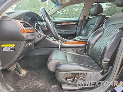 Zdjęcie 7 z 12 samochodu: 2017 GENESIS G90 PREMIUM VIN:KMHG34JAXHU030336 - miniatura
