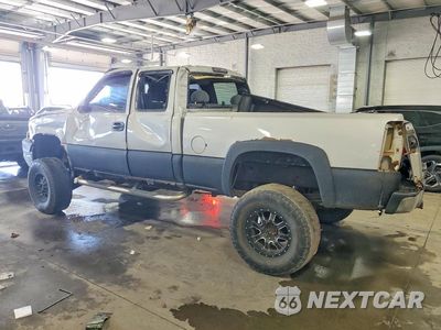 Drugie zdjęcie samochodu z przodu: 2004 CHEVROLET SILVERADO K2500 HEAVY DUTY VIN:1GCHK29U34E203231 - miniatura