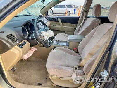 Zdjęcie 7 z 14 samochodu: 2008 TOYOTA HIGHLANDER BASE VIN:JTEES41A682021929 - miniatura