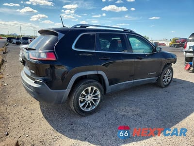 Trzecie zdjęcie samochodu z tyłu: 2019 JEEP CHEROKEE LATITUDE PLUS VIN:1C4PJLLB4KD370745 - miniatura