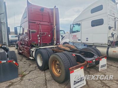 Drugie zdjęcie samochodu z przodu: 2012 VOLVO VNL SEMI TRUCK VIN:4V4NC9TH5CN554116 - miniatura