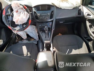 Zdjęcie 8 z 12 samochodu: 2018 FORD FOCUS SE VIN:1FADP3F23JL250782 - miniatura