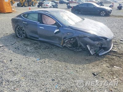 Czwarte zdjęcie samochodu z boku: 2021 TESLA MODEL S VIN:5YJSA1E21MF424607 - miniatura