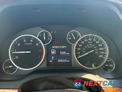 Zdjęcie 8 z 14 samochodu: 2014 TOYOTA TUNDRA CREWMAX PLATINUM VIN:5TFAW5F13EX406028 - miniatura