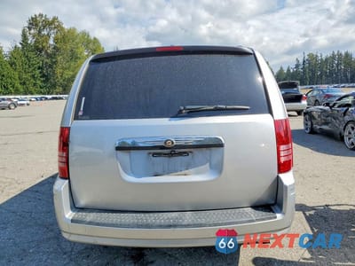 Zdjęcie 6 z 13 samochodu: 2010 CHRYSLER TOWN & COUNTRY TOURING VIN:2A4RR5D10AR413213 - miniatura
