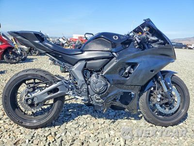 2022 YAMAHA YZFR7 JYARM38Y6NA001304 - główne zdjęcie licytacji z USA - miniatura