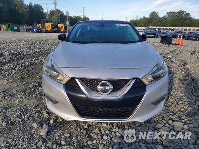 Piąte zdjęcie samochodu w środku: 2016 NISSAN MAXIMA PLATINUM VIN:1N4AA6AP5GC424837 - miniatura