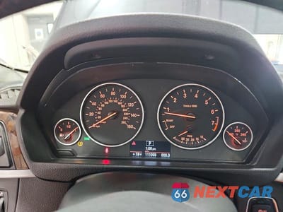 Zdjęcie 9 z 12 samochodu: 2013 BMW 3ER XI SULEV VIN:WBA3B5C54DF596810 - miniatura
