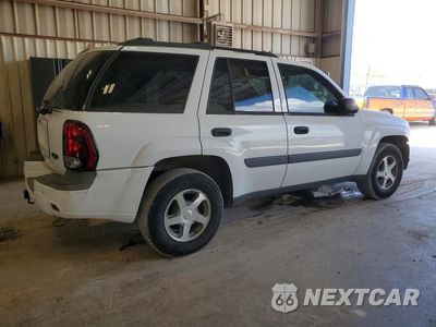 Trzecie zdjęcie samochodu z tyłu: 2005 CHEVROLET TRAILBLAZER LS VIN:1GNDS13S852165201 - miniatura