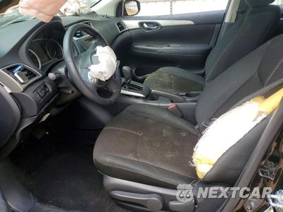 Zdjęcie 7 z 12 samochodu: 2018 NISSAN SENTRA S VIN:3N1AB7AP3JY339042 - miniatura