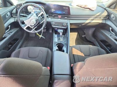 Zdjęcie 8 z 12 samochodu: 2024 HYUNDAI ELANTRA SEL VIN:KMHLS4DG7RU689011 - miniatura