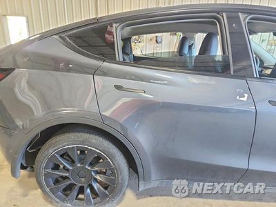Zdjęcie 10 z 12 samochodu: 2022 TESLA MODEL Y VIN:7SAYGDEE1NA017196 - miniatura