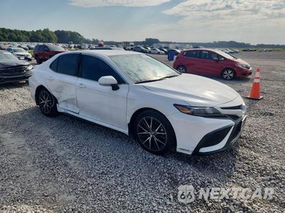 Czwarte zdjęcie samochodu z boku: 2024 TOYOTA CAMRY SE VIN:4T1T11AK4RU899138 - miniatura