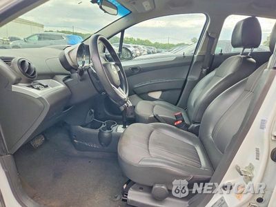 Zdjęcie 7 z 12 samochodu: 2014 CHEVROLET SPARK 1LT VIN:KL8CD6S93EC533068 - miniatura