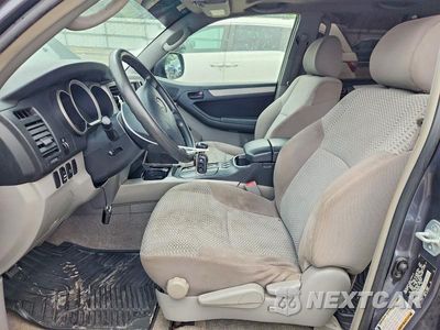 Zdjęcie 7 z 14 samochodu: 2007 TOYOTA 4RUNNER VIN:JTEZU14R170090128 - miniatura