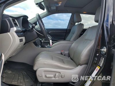 Zdjęcie 7 z 14 samochodu: 2014 TOYOTA HIGHLANDER LIMITED VIN:5TDDKRFH9ES035377 - miniatura