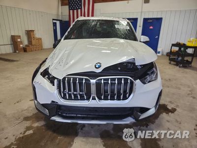Piąte zdjęcie samochodu w środku: 2026 BMW X1 XDRIVE28I VIN:WBX73EF00T5558788 - miniatura