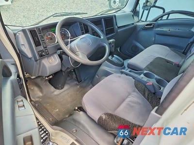 Zdjęcie 8 z 13 samochodu: 2015 ISUZU NPR HD VIN:JALC4W16XF7003512 - miniatura