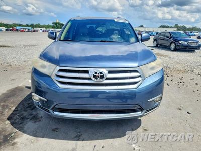 Piąte zdjęcie samochodu w środku: 2011 TOYOTA HIGHLANDER BASE VIN:5TDZK3EHXBS037557 - miniatura