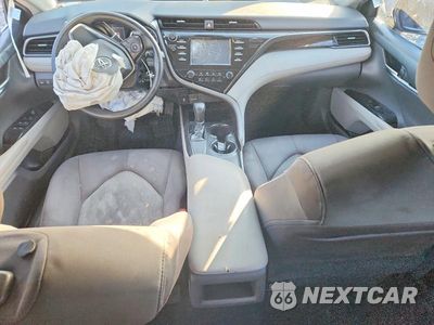 Zdjęcie 8 z 13 samochodu: 2019 TOYOTA CAMRY LE VIN:4T1B11HK8KU225405 - miniatura