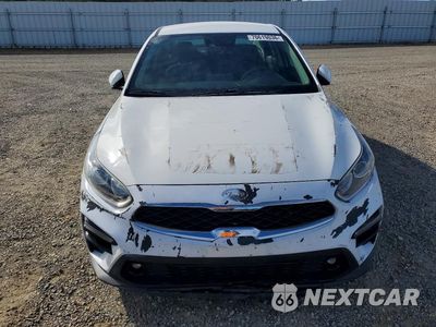 Piąte zdjęcie samochodu w środku: 2019 KIA FORTE LXS VIN:3KPF24AD3KE029399 - miniatura