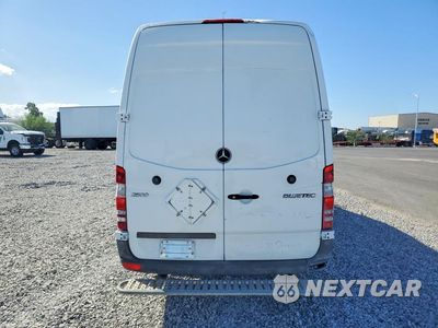Zdjęcie 6 z 12 samochodu: 2011 MERCEDES-BENZ SPRINTER 2500 VIN:WD3PE8CB5B5603392 - miniatura