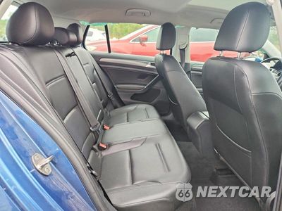 Zdjęcie 10 z 12 samochodu: 2021 VOLKSWAGEN GOLF VIN:3VWG57AU0MM000378 - miniatura