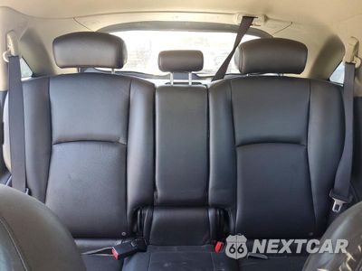 Zdjęcie 10 z 13 samochodu: 2005 INFINITI FX35 BASE VIN:JNRAS08W35X203454 - miniatura