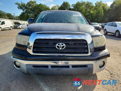 Piąte zdjęcie samochodu w środku: 2008 TOYOTA TUNDRA SR5 VIN:5TFRV54198X062055 - miniatura