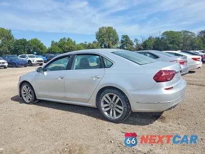 Drugie zdjęcie samochodu z przodu: 2017 VOLKSWAGEN PASSAT SE VIN:1VWGT7A30HC055093 - miniatura