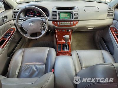 Zdjęcie 8 z 12 samochodu: 2005 TOYOTA CAMRY XLE V6 VIN:4T1BF30KX5U615287 - miniatura