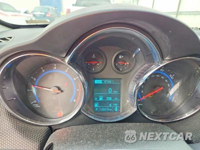 Zdjęcie 9 z 12 samochodu: 2015 CHEVROLET CRUZE LT VIN:1G1PC5SB0F7204100 - miniatura