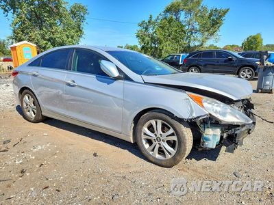 Czwarte zdjęcie samochodu z boku: 2011 HYUNDAI SONATA GLS VIN:5NPEB4AC5BH043285 - miniatura