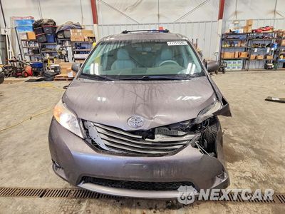 Piąte zdjęcie samochodu w środku: 2011 TOYOTA SIENNA XLE 7-PASSENGER VIN:5TDDK3DC6BS022957 - miniatura