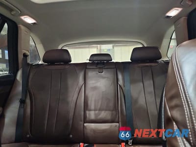 Zdjęcie 10 z 13 samochodu: 2016 BMW X5 XDR40E VIN:5UXKT0C58G0F74560 - miniatura