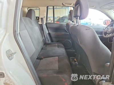 Zdjęcie 10 z 12 samochodu: 2014 JEEP COMPASS SPORT VIN:1C4NJDBB1ED828227 - miniatura