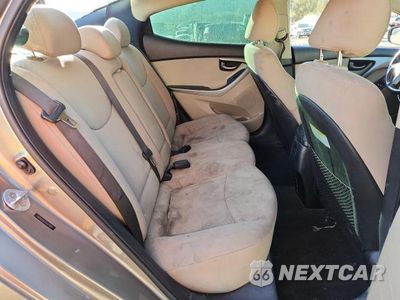 Zdjęcie 10 z 12 samochodu: 2014 HYUNDAI ELANTRA SE VIN:5NPDH4AE1EH527826 - miniatura