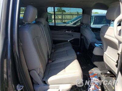 Zdjęcie 11 z 13 samochodu: 2022 JEEP WAGONEER SERIES II VIN:1C4SJVBT9NS160030 - miniatura