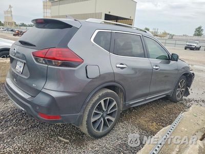 Trzecie zdjęcie samochodu z tyłu: 2019 NISSAN ROGUE SL VIN:5N1AT2MT2KC804891 - miniatura
