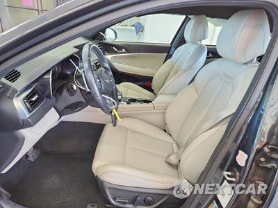 Zdjęcie 7 z 12 samochodu: 2023 GENESIS G70 2.0T VIN:KMTG34TA1PU131069 - miniatura
