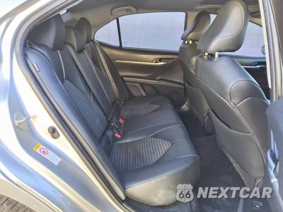 Zdjęcie 10 z 13 samochodu: 2018 TOYOTA CAMRY SE VIN:4T1B11HKXJU147031 - miniatura