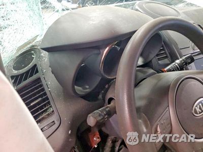 Zdjęcie 9 z 12 samochodu: 2011 KIA SOUL + VIN:KNDJT2A29B7718650 - miniatura