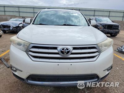Piąte zdjęcie samochodu w środku: 2013 TOYOTA HIGHLANDER LIMITED VIN:5TDDK3EH6DS259610 - miniatura