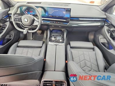 Zdjęcie 8 z 12 samochodu: 2026 BMW 530 XI VIN:WBA53FJ0XTCX42565 - miniatura