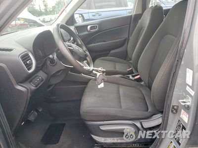 Zdjęcie 7 z 12 samochodu: 2021 HYUNDAI VENUE SE VIN:KMHRB8A30MU102837 - miniatura
