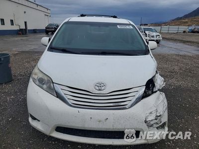 Piąte zdjęcie samochodu w środku: 2015 TOYOTA SIENNA LE VIN:5TDKK3DC8FS620559 - miniatura