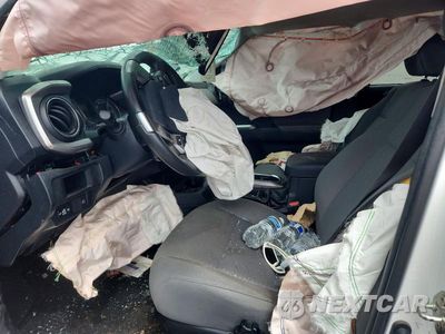 Zdjęcie 7 z 12 samochodu: 2019 TOYOTA TACOMA SR5 V6 VIN:3TMAZ5CN4KM082491 - miniatura