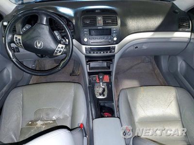 Zdjęcie 8 z 12 samochodu: 2006 ACURA TSX VIN:JH4CL96836C034557 - miniatura